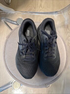 Brooks Ghost Running Sneakers